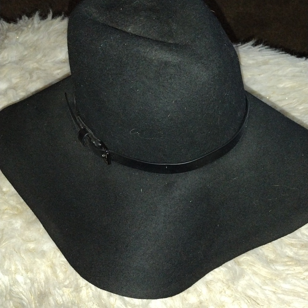 BCBG hat women